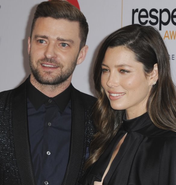 Justin Timberlake-Jessica Biel: &#x39F; &#x3B3;&#x3B9;&#x3BF;&#x3C2; &#x3C4;&#x3BF;&#x3C5;&#x3C2; &#x3BC;&#x3B5;&#x3B3;&#x3AC;&#x3BB;&#x3C9;&#x3C3;&#x3B5; &#x3BA;&#x3B1;&#x3B9; &#x3B5;&#x3AF;&#x3BD;&#x3B1;&#x3B9; &#x3C0;&#x3B1;&#x3BD;&#x3AD;&#x3BC;&#x3BF;&#x3C1;&#x3C6;&#x3BF;&#x3C2;!