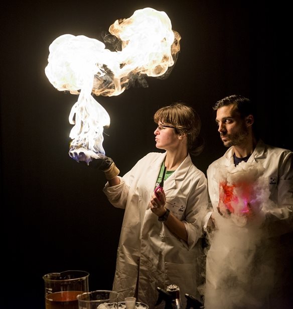 The Christmas Lab | &#x3A6;&#x3AD;&#x3C4;&#x3BF;&#x3C2; &#x3C4;&#x3BF; Athens Science Festival &#x3B1;&#x3C0;&#x3BF;&#x3BA;&#x3C4;&#x3AC; &#x3C7;&#x3C1;&#x3B9;&#x3C3;&#x3C4;&#x3BF;&#x3C5;&#x3B3;&#x3B5;&#x3BD;&#x3BD;&#x3B9;&#x3AC;&#x3C4;&#x3B9;&#x3BA;&#x3BF; &#x3C7;&#x3B1;&#x3C1;&#x3B1;&#x3BA;&#x3C4;&#x3AE;&#x3C1;&#x3B1;