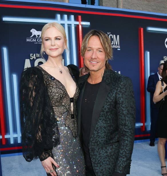 Nicole Kidman | &#x397; &#x3C4;&#x3BF;&#x3BB;&#x3BC;&#x3B7;&#x3C1;&#x3AE; &#x3C6;&#x3C9;&#x3C4;&#x3BF;&#x3B3;&#x3C1;&#x3B1;&#x3C6;&#x3AF;&#x3B1; &#x3C0;&#x3BF;&#x3C5; &#x3BC;&#x3BF;&#x3B9;&#x3C1;&#x3AC;&#x3C3;&#x3C4;&#x3B7;&#x3BA;&#x3B5; &#x3B3;&#x3B9;&#x3B1; &#x3C4;&#x3B7;&#x3BD; &#x3B5;&#x3C0;&#x3AD;&#x3C4;&#x3B5;&#x3B9;&#x3BF; &#x3C4;&#x3BF;&#x3C5; &#x3B3;&#x3AC;&#x3BC;&#x3BF;&#x3C5; &#x3C4;&#x3B7;&#x3C2;