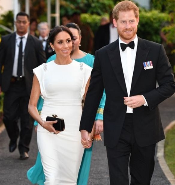 H Meghan Markle &#x3AD;&#x3BA;&#x3B1;&#x3BD;&#x3B5; &#x3C4;&#x3B7;&#x3BD; &#x3C0;&#x3B9;&#x3BF; all time classic &#x3B5;&#x3BD;&#x3B4;&#x3C5;&#x3BC;&#x3B1;&#x3C4;&#x3BF;&#x3BB;&#x3BF;&#x3B3;&#x3B9;&#x3BA;&#x3AE; &#x3B5;&#x3C0;&#x3B9;&#x3BB;&#x3BF;&#x3B3;&#x3AE;