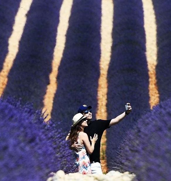 &#x3A4;&#x3BF; Instagram &#x3C0;&#x3B1;&#x3C1;&#x3B1;&#x3BC;&#x3AD;&#x3BD;&#x3B5;&#x3B9; &#x3C4;&#x3BF; &#x3BA;&#x3BF;&#x3C1;&#x3C5;&#x3C6;&#x3B1;&#x3AF;&#x3BF; dating app