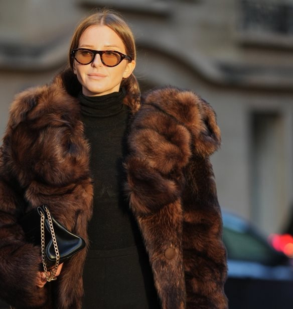 Τα δύο πανωφόρια που ταιριάζουν με τα περισσότερα looks που θα φορέσεις τα Χριστούγεννα