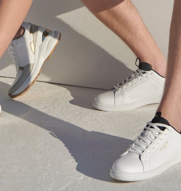 &#x39F; Renato Garini &#x3C0;&#x3B1;&#x3C1;&#x3BF;&#x3C5;&#x3C3;&#x3B9;&#x3AC;&#x3B6;&#x3B5;&#x3B9; &#x3C4;&#x3B7; &#x3BD;&#x3AD;&#x3B1; SS21 &#x3C3;&#x3C5;&#x3BB;&#x3BB;&#x3BF;&#x3B3;&#x3AE; &#x3C4;&#x3BF;&#x3C5; &#x3BC;&#x3B5; sneakers