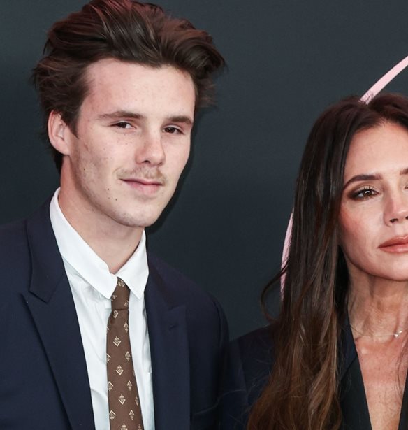 Victoria Beckham | &#x39F; &#x3C0;&#x3C1;&#x3BF;&#x3B2;&#x3BB;&#x3B7;&#x3BC;&#x3B1;&#x3C4;&#x3B9;&#x3C3;&#x3BC;&#x3CC;&#x3C2; &#x3B3;&#x3B9;&#x3B1; &#x3C4;&#x3B7; &#x3C3;&#x3C7;&#x3AD;&#x3C3;&#x3B7; &#x3C4;&#x3BF;&#x3C5; Cruz &#x3BC;&#x3B5; &#x3C4;&#x3B7;&#x3BD; &#x3BA;&#x3B1;&#x3C4;&#x3AC; 10 &#x3C7;&#x3C1;&#x3CC;&#x3BD;&#x3B9;&#x3B1; &#x3BC;&#x3B5;&#x3B3;&#x3B1;&#x3BB;&#x3CD;&#x3C4;&#x3B5;&#x3C1;&#x3AE; &#x3C4;&#x3BF;&#x3C5; Jackie Apostel