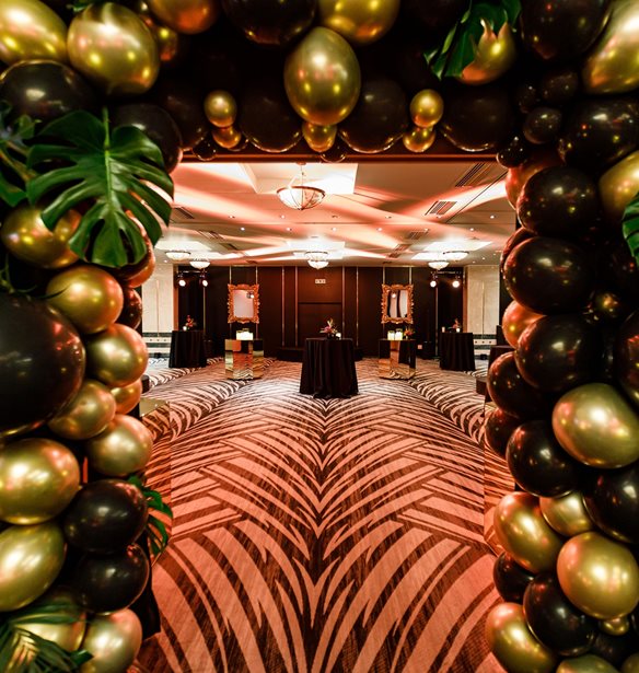 &#x3A7;&#x3C1;&#x3B9;&#x3C3;&#x3C4;&#x3BF;&#x3CD;&#x3B3;&#x3B5;&#x3BD;&#x3BD;&#x3B1; &#x3BA;&#x3B1;&#x3B9; &#x3A0;&#x3C1;&#x3C9;&#x3C4;&#x3BF;&#x3C7;&#x3C1;&#x3BF;&#x3BD;&#x3B9;&#x3AC; &#x3C3;&#x3C4;&#x3B1; Divani Collection Hotels | &#x39C;&#x3AF;&#x3B1; divine &#x3B5;&#x3BC;&#x3C0;&#x3B5;&#x3B9;&#x3C1;&#x3AF;&#x3B1; &#x3B5;&#x3BF;&#x3C1;&#x3C4;&#x3B1;&#x3C3;&#x3C4;&#x3B9;&#x3BA;&#x3AE;&#x3C2; &#x3BC;&#x3B1;&#x3B3;&#x3B5;&#x3AF;&#x3B1;&#x3C2;