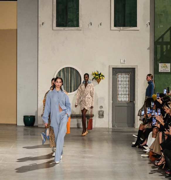 #PFW | Τα αξεσουάρ από το show του οίκου Jacquemus που δεν πρέπει να χάσεις