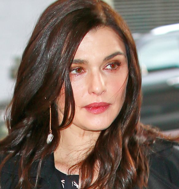 Rachel Weisz | &#x3A6;&#x3CC;&#x3C1;&#x3B5;&#x3C3;&#x3B5; &#x3BC;&#x3B5; &#x3C4;&#x3BF;&#x3BD; &#x3C0;&#x3B9;&#x3BF; &#x3C3;&#x3C4;&#x3C5;&#x3BB;&#x3AC;&#x3C4;&#x3BF; &#x3C4;&#x3C1;&#x3CC;&#x3C0;&#x3BF; &#x3C4;&#x3BF; &#x3C6;&#x3CC;&#x3C1;&#x3B5;&#x3BC;&#x3B1; &#x3C0;&#x3BF;&#x3C5; &#x3AD;&#x3C7;&#x3B5;&#x3B9;&#x3C2; &#x3BA;&#x3B9; &#x3B5;&#x3C3;&#x3CD;