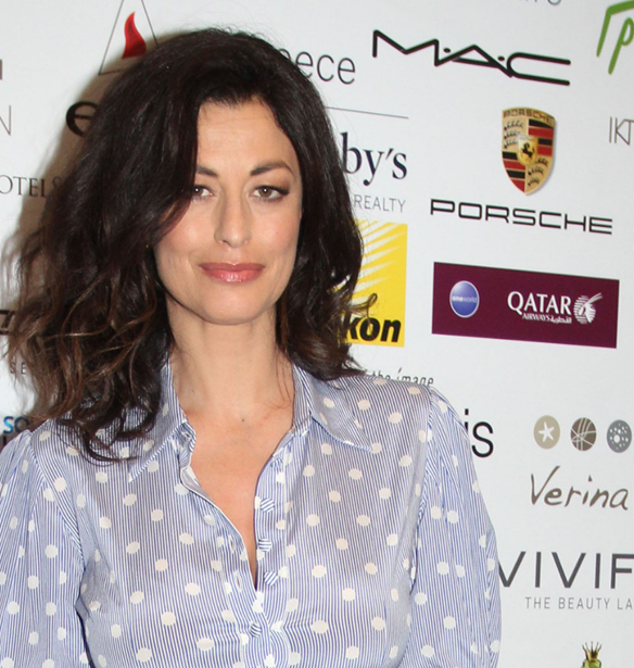 &#x397; &#x394;&#x3C9;&#x3C1;&#x3BF;&#x3B8;&#x3AD;&#x3B1; &#x39C;&#x3B5;&#x3C1;&#x3BA;&#x3BF;&#x3CD;&#x3C1;&#x3B7; &#x3C6;&#x3CC;&#x3C1;&#x3B5;&#x3C3;&#x3B5; &#x3C4;&#x3BF; 50s &#x3BC;&#x3B1;&#x3B3;&#x3B9;&#x3CC;-&#x3CC;&#x3BD;&#x3B5;&#x3B9;&#x3C1;&#x3BF; &#x3C0;&#x3BF;&#x3C5; &#x3C4;&#x3B1;&#x3B9;&#x3C1;&#x3B9;&#x3AC;&#x3B6;&#x3B5;&#x3B9; &#x3C3;&#x3B5; &#x3BA;&#x3AC;&#x3B8;&#x3B5; &#x3C3;&#x3C9;&#x3BC;&#x3B1;&#x3C4;&#x3CC;&#x3C4;&#x3C5;&#x3C0;&#x3BF; &#x3BA;&#x3B1;&#x3B9; &#x3B7;&#x3BB;&#x3B9;&#x3BA;&#x3AF;&#x3B1;