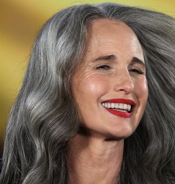 Power Talk | &#x397; &#x394;&#x3BF;&#x3CD;&#x3BA;&#x3B9;&#x3C3;&#x3C3;&#x3B1; &#x39D;&#x3BF;&#x3BC;&#x3B9;&#x3BA;&#x3BF;&#x3CD; &#x3C3;&#x3C5;&#x3BD;&#x3BF;&#x3BC;&#x3B9;&#x3BB;&#x3B5;&#x3AF; &#x3BC;&#x3B5; &#x3C4;&#x3B7;&#x3BD; Andie MacDowell