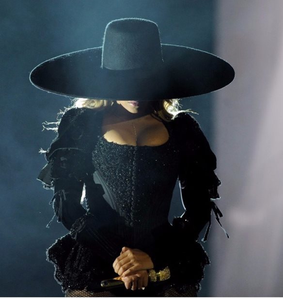 &#x391;&#x3C5;&#x3C4;&#x3CC; &#x3C4;&#x3BF; &#x3BA;&#x3B1;&#x3C0;&#x3AD;&#x3BB;&#x3BF; &#x3C4;&#x3B7;&#x3C2; Beyonc&#xE9; &#x3C0;&#x3C9;&#x3BB;&#x3AE;&#x3B8;&#x3B7;&#x3BA;&#x3B5; &#x3C3;&#x3B5; &#x3B4;&#x3B7;&#x3BC;&#x3BF;&#x3C0;&#x3C1;&#x3B1;&#x3C3;&#x3AF;&#x3B1; &#x3B3;&#x3B9;&#x3B1; 20,000 &#x3BB;&#x3AF;&#x3C1;&#x3B5;&#x3C2;!