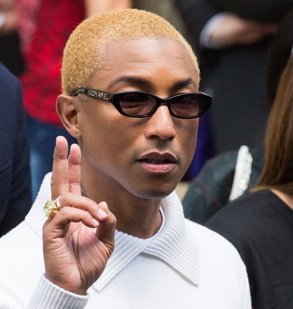 &#x39C;&#x3B9;&#x3B1; Louis Vuitton &#x3C0;&#x3C5;&#x3C1;&#x3B1;&#x3BC;&#x3AF;&#x3B4;&#x3B1; &#x3AD;&#x3BA;&#x3BB;&#x3B5;&#x3C8;&#x3B5; &#x3C4;&#x3B1; &#x3B2;&#x3BB;&#x3AD;&#x3BC;&#x3BC;&#x3B1;&#x3C4;&#x3B1; &#x3C3;&#x3C4;&#x3BF; &#x3C6;&#x3B5;&#x3C3;&#x3C4;&#x3B9;&#x3B2;&#x3AC;&#x3BB; &#x3C4;&#x3BF;&#x3C5; Pharrell Williams