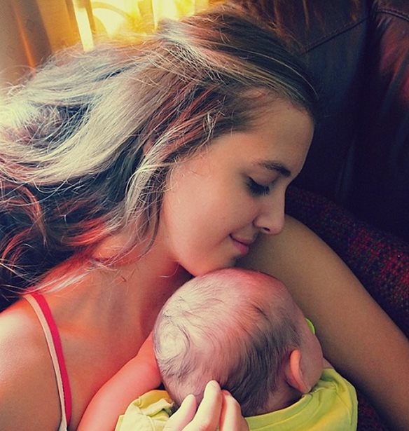 &#x38C;&#x3C3;&#x3BF; &#x3C0;&#x3B5;&#x3C1;&#x3B9;&#x3C3;&#x3C3;&#x3CC;&#x3C4;&#x3B5;&#x3C1;&#x3BF; &#x3B1;&#x3B3;&#x3BA;&#x3B1;&#x3BB;&#x3B9;&#x3AC;&#x3B6;&#x3BF;&#x3C5;&#x3BC;&#x3B5; &#x3AD;&#x3BD;&#x3B1; &#x3BC;&#x3C9;&#x3C1;&#x3CC; &#x3C4;&#x3CC;&#x3C3;&#x3BF; &#x3C0;&#x3B9;&#x3BF; &#x3AD;&#x3BE;&#x3C5;&#x3C0;&#x3BD;&#x3BF; &#x3B3;&#x3AF;&#x3BD;&#x3B5;&#x3C4;&#x3B1;&#x3B9;