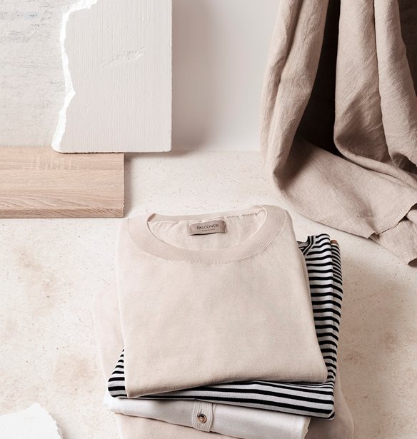 H &#x3C4;&#x3AD;&#x3BB;&#x3B5;&#x3B9;&#x3B1; &#x3C0;&#x3C1;&#x3BF;&#x3C3;&#x3C6;&#x3BF;&#x3C1;&#x3AC; &#x3C4;&#x3C9;&#x3BD; Falconeri &#x3C0;&#x3BF;&#x3C5; &#x3B4;&#x3B5;&#x3BD; &#x3C0;&#x3C1;&#x3AD;&#x3C0;&#x3B5;&#x3B9; &#x3BD;&#x3B1; &#x3C7;&#x3AC;&#x3C3;&#x3B5;&#x3B9;&#x3C2;