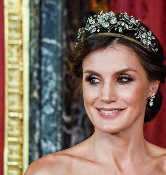 &#x392;&#x3B1;&#x3C3;&#x3AF;&#x3BB;&#x3B9;&#x3C3;&#x3C3;&#x3B1; Letizia | &#x397; &#x3C0;&#x3C1;&#x3B1;&#x3B3;&#x3BC;&#x3B1;&#x3C4;&#x3B9;&#x3BA;&#x3AC; &#x3C0;&#x3C1;&#x3B9;&#x3B3;&#x3BA;&#x3B9;&#x3C0;&#x3B9;&#x3BA;&#x3AE; &#x3C4;&#x3B7;&#x3C2; &#x3B5;&#x3BC;&#x3C6;&#x3AC;&#x3BD;&#x3B9;&#x3C3;&#x3B7; &#x3C0;&#x3BF;&#x3C5; &#x3B8;&#x3B1; &#x3BB;&#x3B1;&#x3C4;&#x3C1;&#x3AD;&#x3C8;&#x3B5;&#x3B9;&#x3C2;