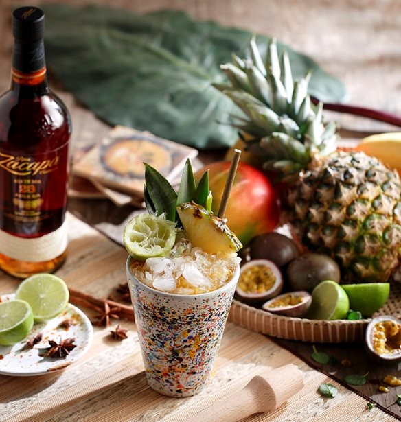 &#x391;&#x3BD;&#x3B1;&#x3BA;&#x3AC;&#x3BB;&#x3C5;&#x3C8;&#x3B5; &#x3C4;&#x3B1; cocktails &#x3C0;&#x3BF;&#x3C5; &#x3B8;&#x3B1; &quot;&#x3C6;&#x3AD;&#x3C1;&#x3BF;&#x3C5;&#x3BD;&quot; &#x3C4;&#x3B7;&#x3BD; &#x386;&#x3BD;&#x3BF;&#x3B9;&#x3BE;&#x3B7; &#x3C3;&#x3C4;&#x3BF; &#x3C0;&#x3BF;&#x3C4;&#x3AE;&#x3C1;&#x3B9; &#x3C3;&#x3BF;&#x3C5;!