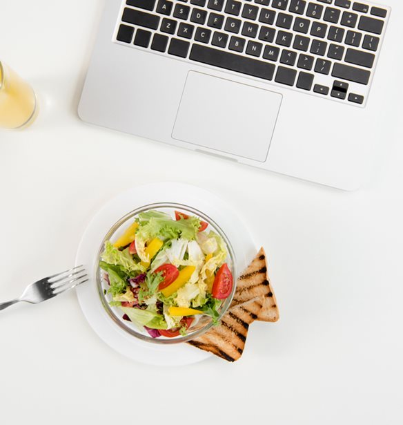 Γεύματα στη δουλειά: 10 εύκολες και υγιεινές ιδέες για τα ταπεράκια σου