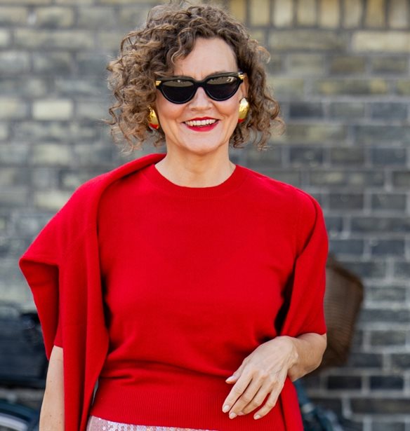 &#x397; Renia Jazdzyk &#x3BC;&#x3B9;&#x3BB;&#x3AC; &#x3C3;&#x3C4;&#x3BF; madamefigaro.gr | &#x393;&#x3B9;&#x3B1;&#x3C4;&#x3AF; &#x3B7; &#x3B7;&#x3BB;&#x3B9;&#x3BA;&#x3AF;&#x3B1; &#x3B4;&#x3B5;&#x3BD; &#x3C0;&#x3C1;&#x3AD;&#x3C0;&#x3B5;&#x3B9; &#x3BD;&#x3B1; &#x3BA;&#x3B1;&#x3B8;&#x3BF;&#x3C1;&#x3AF;&#x3B6;&#x3B5;&#x3B9; &#x3C4;&#x3BF; &#x3C3;&#x3C4;&#x3B9;&#x3BB; &#x3BC;&#x3B1;&#x3C2;;