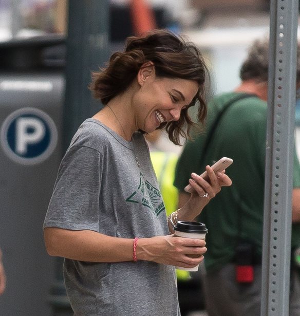 &#x3A0;&#x3BF;&#x3CD; &#x3B5;&#x3BD;&#x3C4;&#x3CC;&#x3C0;&#x3B9;&#x3C3;&#x3B5; &#x3BF; &#x3C6;&#x3C9;&#x3C4;&#x3BF;&#x3B3;&#x3C1;&#x3B1;&#x3C6;&#x3B9;&#x3BA;&#x3CC;&#x3C2; &#x3C6;&#x3B1;&#x3BA;&#x3CC;&#x3C2; &#x3C4;&#x3B7;&#x3BD; Katie Holmes;