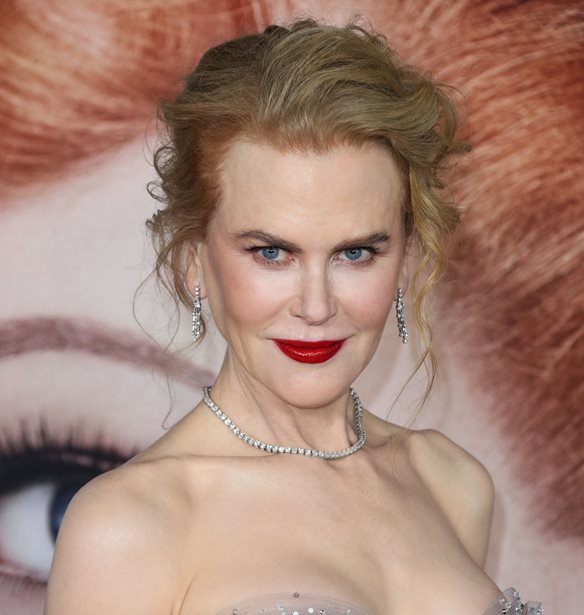Nicole Kidman | H &#x3C3;&#x3C4;&#x3B9;&#x3B3;&#x3BC;&#x3AE; &#x3C0;&#x3BF;&#x3C5; &#x3C4;&#x3BF; &#x3BA;&#x3BF;&#x3B9;&#x3BD;&#x3CC; &#x3C3;&#x3B7;&#x3BA;&#x3CE;&#x3B8;&#x3B7;&#x3BA;&#x3B5; &#x3BD;&#x3B1; &#x3C4;&#x3B7; &#x3C7;&#x3B5;&#x3B9;&#x3C1;&#x3BF;&#x3BA;&#x3C1;&#x3BF;&#x3C4;&#x3AE;&#x3C3;&#x3B5;&#x3B9; &#x3C3;&#x3C4;&#x3BF; Broadway (&#x3B5;&#x3BD;&#x3CE; &#x3B4;&#x3B5;&#x3BD; &#x3AE;&#x3C4;&#x3B1;&#x3BD; &#x3C0;&#x3AC;&#x3BD;&#x3C9; &#x3C3;&#x3C4;&#x3B7; &#x3C3;&#x3BA;&#x3B7;&#x3BD;&#x3AE;)