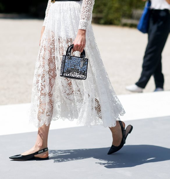 #Logomania | Tα κορυφαία παπούτσια σχεδιαστών ασπάστηκαν τη νέα τάση