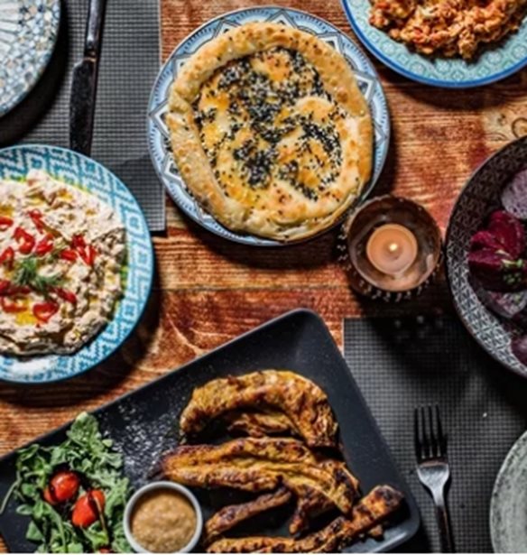 &#x391;&#x3C6;&#x3B9;&#x3AD;&#x3C1;&#x3C9;&#x3BC;&#x3B1; &quot;Budget Friendly Dining&quot; | &#x392;&#x3B3;&#x3B1;&#x3AF;&#x3BD;&#x3BF;&#x3C5;&#x3BC;&#x3B5; &#x3AD;&#x3BE;&#x3C5;&#x3C0;&#x3BD;&#x3B1; &#x3BA;&#x3B1;&#x3B9; &#x3B3;&#x3B5;&#x3C5;&#x3C3;&#x3C4;&#x3B9;&#x3BA;&#x3AC; &#x3C3;&#x3B5; &#x3C0;&#x3C1;&#x3BF;&#x3C3;&#x3B9;&#x3C4;&#x3AC; &#x3B5;&#x3C3;&#x3C4;&#x3B9;&#x3B1;&#x3C4;&#x3CC;&#x3C1;&#x3B9;&#x3B1; &#x3BA;&#x3B1;&#x3B9; &#x3C4;&#x3B1;&#x3B2;&#x3AD;&#x3C1;&#x3BD;&#x3B5;&#x3C2; &#x3B3;&#x3B9;&#x3B1; &#x3BA;&#x3AC;&#x3B8;&#x3B5; &#x3B4;&#x3B9;&#x3AC;&#x3B8;&#x3B5;&#x3C3;&#x3B7;