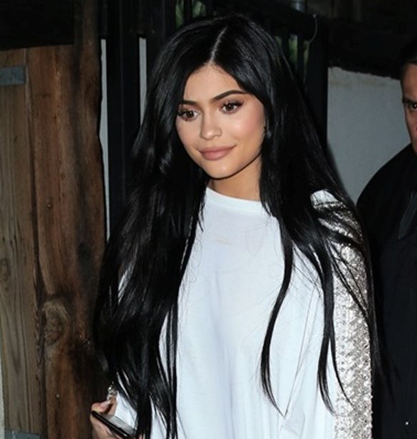 Kylie Jenner- Tom Cruise: &#x3A0;&#x3BF;&#x3CD; &#x3C4;&#x3BF;&#x3C5;&#x3C2; &#x3B5;&#x3BD;&#x3C4;&#x3CC;&#x3C0;&#x3B9;&#x3C3;&#x3B5; &#x3BF; &#x3C6;&#x3C9;&#x3C4;&#x3BF;&#x3B3;&#x3C1;&#x3B1;&#x3C6;&#x3B9;&#x3BA;&#x3CC;&#x3C2; &#x3C6;&#x3B1;&#x3BA;&#x3CC;&#x3C2;;