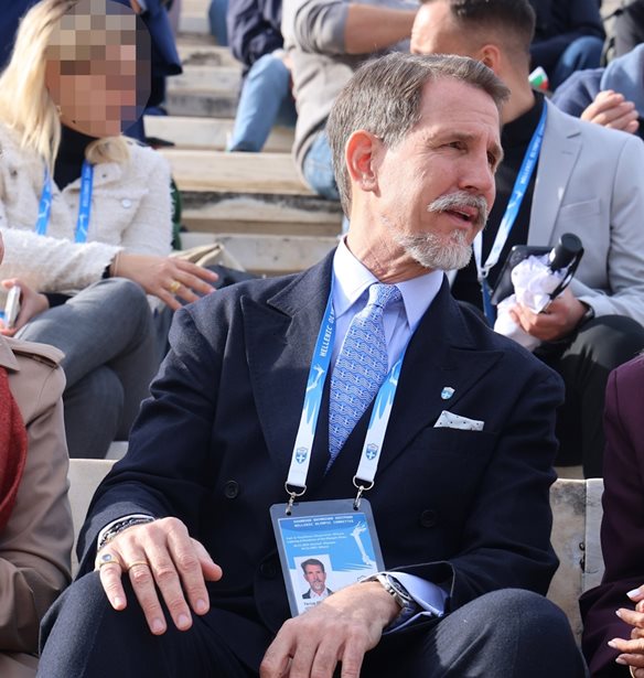 Παύλος Ντε Γκρες | Θα παρευρεθεί στην τελετή έναρξης των 25ων Χειμερινών Ολυμπιακών Αγώνων;