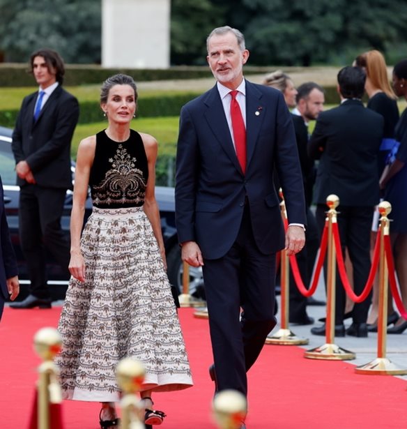 &#x39F;&#x3B9; royals &#x3C3;&#x3C4;&#x3BF; &#x3A0;&#x3B1;&#x3C1;&#x3AF;&#x3C3;&#x3B9; &#x3B3;&#x3B9;&#x3B1; &#x3C4;&#x3BF;&#x3C5;&#x3C2; &#x39F;&#x3BB;&#x3C5;&#x3BC;&#x3C0;&#x3B9;&#x3B1;&#x3BA;&#x3BF;&#x3CD;&#x3C2; &#x391;&#x3B3;&#x3CE;&#x3BD;&#x3B5;&#x3C2; | &#x39F;&#x3B9; &#x3BA;&#x3BF;&#x3BC;&#x3C8;&#x3AD;&#x3C2; &#x3B5;&#x3BC;&#x3C6;&#x3B1;&#x3BD;&#x3AF;&#x3C3;&#x3B5;&#x3B9;&#x3C2; &#x3C4;&#x3B7;&#x3C2; Letizia, &#x3C4;&#x3B7;&#x3C2; Charlene &#x3BA;&#x3B1;&#x3B9; &#x3C4;&#x3B7;&#x3C2; Mary &#x3C4;&#x3B7;&#x3C2; &#x394;&#x3B1;&#x3BD;&#x3AF;&#x3B1;&#x3C2;