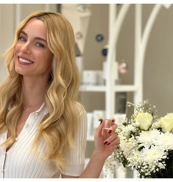 &#x3A3;&#x3C4;&#x3B1; Beauty Line &#x3C4;&#x3B7;&#x3C2; &#x39A;&#x3CD;&#x3C0;&#x3C1;&#x3BF;&#x3C5; &#x3B2;&#x3C1;&#x3AE;&#x3BA;&#x3B1;&#x3BC;&#x3B5; &#x3C4;&#x3BF; gift set &#x3C4;&#x3B7;&#x3C2; &#x394;&#x3BF;&#x3CD;&#x3BA;&#x3B9;&#x3C3;&#x3C3;&#x3B1;&#x3C2; &#x39D;&#x3BF;&#x3BC;&#x3B9;&#x3BA;&#x3BF;&#x3CD; &#x3BC;&#x3B5; &#x3C4;&#x3BF; &#x3B1;&#x3BD;&#x3AC;&#x3C1;&#x3C0;&#x3B1;&#x3C3;&#x3C4;&#x3BF; &#x3AC;&#x3C1;&#x3C9;&#x3BC;&#x3B1; &amp; &#x3C4;&#x3BF; &#x3B3;&#x3B1;&#x3BB;&#x3AC;&#x3BA;&#x3C4;&#x3C9;&#x3BC;&#x3AC; &#x3C4;&#x3B7;&#x3C2;