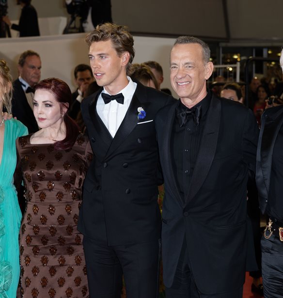 Priscilla Presley | &#x394;&#x3AC;&#x3BA;&#x3C1;&#x3C5;&#x3C3;&#x3B5; &#x3C3;&#x3C4;&#x3B7;&#x3BD; &#x3C0;&#x3C1;&#x3B5;&#x3BC;&#x3B9;&#x3AD;&#x3C1;&#x3B1; &#x3C4;&#x3B7;&#x3C2; &#x3BD;&#x3AD;&#x3B1;&#x3C2; &#x3C4;&#x3B1;&#x3B9;&#x3BD;&#x3AF;&#x3B1;&#x3C2; &#x3B3;&#x3B9;&#x3B1; &#x3C4;&#x3BF;&#x3BD; Elvis