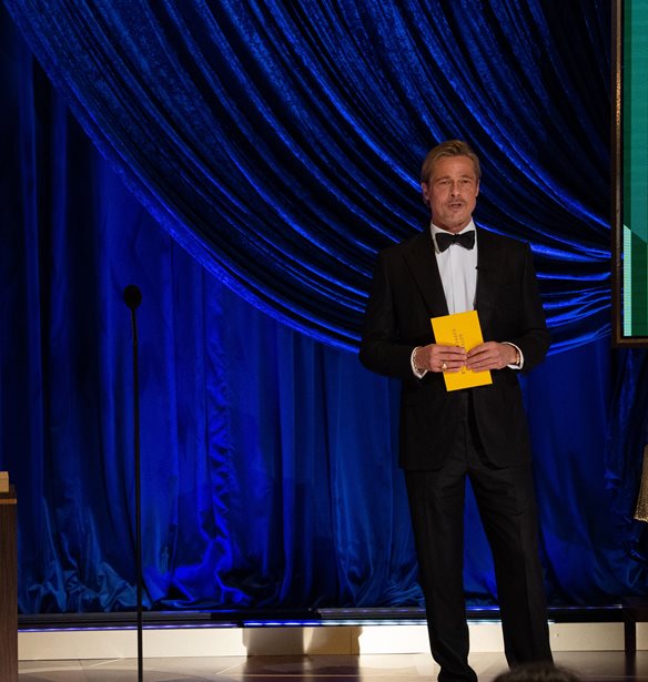 &#x393;&#x3B9;&#x3B1;&#x3C4;&#x3AF; &#x3CC;&#x3BB;&#x3BF;&#x3B9; &#x3BC;&#x3B9;&#x3BB;&#x3BF;&#x3CD;&#x3BD; &#x3B3;&#x3B9;&#x3B1; &#x3C4;&#x3B1; &#x3BC;&#x3B1;&#x3BB;&#x3BB;&#x3B9;&#x3AC; &#x3C4;&#x3BF;&#x3C5; Brad Pitt &#x3C3;&#x3C4;&#x3B1; &#x38C;&#x3C3;&#x3BA;&#x3B1;&#x3C1;