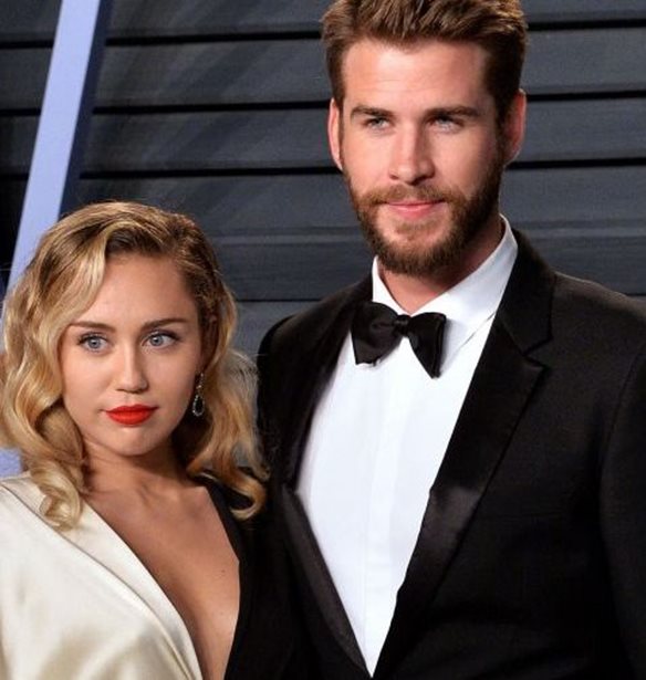 Liam Hemsworth | &#x39C;&#x3AF;&#x3BB;&#x3B7;&#x3C3;&#x3B5; &#x3B3;&#x3B9;&#x3B1; &#x3C4;&#x3BF;&#x3BD; &#x3C7;&#x3C9;&#x3C1;&#x3B9;&#x3C3;&#x3BC;&#x3CC; &#x3C4;&#x3BF;&#x3C5; &#x3BC;&#x3B5; &#x3C4;&#x3B7;&#x3BD; Miley Cyrus