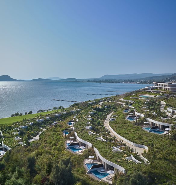 &#x3A4;&#x3BF; Mandarin Oriental, Costa Navarino &#x3C5;&#x3C0;&#x3BF;&#x3B4;&#x3AD;&#x3C7;&#x3B5;&#x3C4;&#x3B1;&#x3B9; &#x3C4;&#x3BF; Soil &#x3BA;&#x3B1;&#x3B9; &#x3C4;&#x3BF;&#x3BD; &#x3A4;&#x3AC;&#x3C3;&#x3BF; &#x39C;&#x3B1;&#x3BD;&#x3C4;&#x3AE; &#x3B3;&#x3B9;&#x3B1; &#x3AD;&#x3BD;&#x3B1; &#x3BC;&#x3BF;&#x3BD;&#x3B1;&#x3B4;&#x3B9;&#x3BA;&#x3CC; Michelin-Star take over