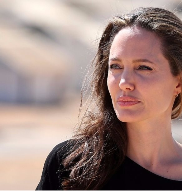 &#x397; &#x3C3;&#x3BA;&#x3BB;&#x3B7;&#x3C1;&#x3AE; &#x3BA;&#x3C1;&#x3B9;&#x3C4;&#x3B9;&#x3BA;&#x3AE; &#x3C0;&#x3BF;&#x3C5; &#x3B1;&#x3C3;&#x3BA;&#x3B5;&#x3AF;&#x3C4;&#x3B1;&#x3B9; &#x3C3;&#x3C4;&#x3B7;&#x3BD; Angelina Jolie &#x3B3;&#x3B9;&#x3B1; &#x3C4;&#x3BF; &#x3BA;&#x3AC;&#x3C3;&#x3C4;&#x3B9;&#x3BD;&#x3B3;&#x3BA; &#x3C0;&#x3B1;&#x3B9;&#x3B4;&#x3B9;&#x3CE;&#x3BD; &#x3C3;&#x3C4;&#x3B7;&#x3BD; &#x39A;&#x3B1;&#x3BC;&#x3C0;&#x3CC;&#x3C4;&#x3B6;&#x3B7;