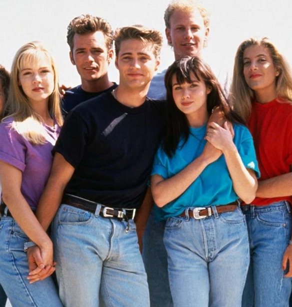 Beverly Hills 90210 | &#x395;&#x3C0;&#x3AD;&#x3C3;&#x3C4;&#x3C1;&#x3B5;&#x3C8;&#x3B5;! &#x394;&#x3B5;&#x3C2; &#x3C4;&#x3BF; &#x3C0;&#x3C1;&#x3CE;&#x3C4;&#x3BF; trailer