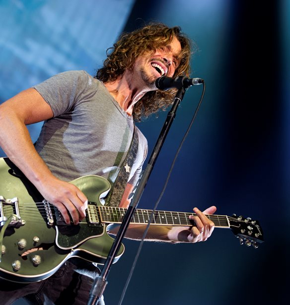 &#x397; &#x3BD;&#x3AD;&#x3B1; &#x3B2;&#x3B9;&#x3BF;&#x3B3;&#x3C1;&#x3B1;&#x3C6;&#x3AF;&#x3B1; &#x3C4;&#x3BF;&#x3C5; Chris Cornell &#x3BA;&#x3C5;&#x3BA;&#x3BB;&#x3BF;&#x3C6;&#x3BF;&#x3C1;&#x3B5;&#x3AF; &#x3B1;&#x3CD;&#x3C1;&#x3B9;&#x3BF;