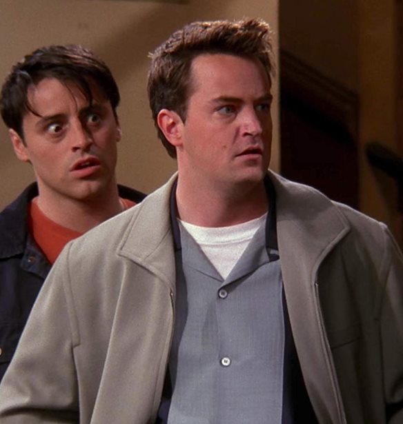 &#x3A4;&#x3B9; &#x3BA;&#x3BF;&#x3B9;&#x3BD;&#x3CC; &#x3BC;&#x3C0;&#x3BF;&#x3C1;&#x3B5;&#x3AF; &#x3BD;&#x3B1; &#x3AD;&#x3C7;&#x3BF;&#x3C5;&#x3BD; &#x3BF; Chandler Bing &#x3BA;&#x3B1;&#x3B9; &#x3BF; Joker;