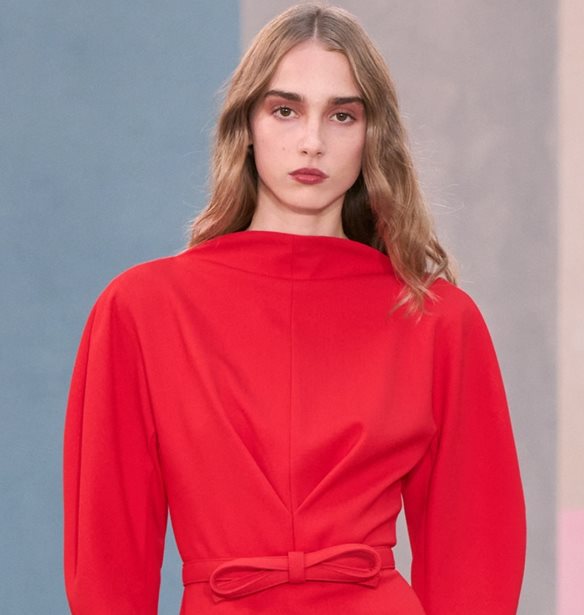 Carolina Herrera FW 2026-2027 | Η τέχνη του να είσαι μια σύγχρονη Νεοϋορκέζα