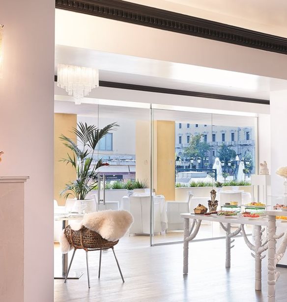 #Tidbits *: Urban Fine Dining