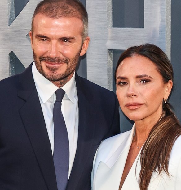&#x397; Victoria &#x3BA;&#x3B1;&#x3B9; &#x3BF; David Beckham &#x3C3;&#x3C4;&#x3BF; &#x3A0;&#x3B1;&#x3BB;&#x3AC;&#x3C4;&#x3B9; &#x3C4;&#x3BF;&#x3C5; Buckingham | &#x397; &#x3B2;&#x3C1;&#x3B1;&#x3B4;&#x3B9;&#x3BD;&#x3AE; &#x3B5;&#x3BC;&#x3C6;&#x3AC;&#x3BD;&#x3B9;&#x3C3;&#x3B7; &#x3C3;&#x3C4;&#x3BF; &#x3C0;&#x3BB;&#x3B5;&#x3C5;&#x3C1;&#x3CC; &#x3C4;&#x3B7;&#x3C2; &#x3B2;&#x3B1;&#x3C3;&#x3AF;&#x3BB;&#x3B9;&#x3C3;&#x3C3;&#x3B1;&#x3C2; &#x39A;&#x3B1;&#x3BC;&#x3AF;&#x3BB;&#x3B1;