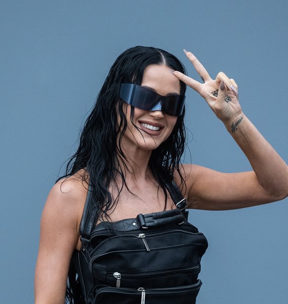 &#x395;&#x3BA;&#x3BB;&#x3BF;&#x3B3;&#x3AD;&#x3C2; &#x397;&#x3A0;&#x391; 2024 | &#x397; Katy Perry &#x3C6;&#x3C9;&#x3C4;&#x3BF;&#x3B3;&#x3C1;&#x3B1;&#x3C6;&#x3AF;&#x3B6;&#x3B5;&#x3B9; &#x3C4;&#x3BF; &#x3C8;&#x3B7;&#x3C6;&#x3BF;&#x3B4;&#x3AD;&#x3BB;&#x3C4;&#x3B9;&#x3CC; &#x3C4;&#x3B7;&#x3C2; &#x3BB;&#x3AF;&#x3B3;&#x3BF; &#x3C0;&#x3C1;&#x3B9;&#x3BD; &#x3C4;&#x3BF; &#x3C1;&#x3AF;&#x3BE;&#x3B5;&#x3B9; &#x3C3;&#x3C4;&#x3B7;&#x3BD; &#x3BA;&#x3AC;&#x3BB;&#x3C0;&#x3B7;