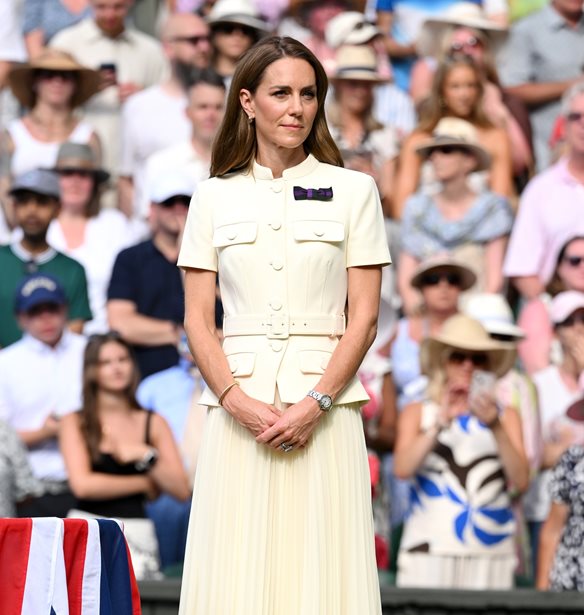 H Kate Middleton &#x3B5;&#x3C0;&#x3AD;&#x3C3;&#x3C4;&#x3C1;&#x3B5;&#x3C8;&#x3B5; &#x3C3;&#x3C4;&#x3BF; Wimbledon | &#x3A4;&#x3BF; &#x3C3;&#x3CD;&#x3BD;&#x3BF;&#x3BB;&#x3BF; &#x3C0;&#x3BF;&#x3C5; &#x3B5;&#x3C0;&#x3AD;&#x3BB;&#x3B5;&#x3BE;&#x3B5; &#x3B3;&#x3B9;&#x3B1; &#x3C4;&#x3B7; solo &#x3B5;&#x3BC;&#x3C6;&#x3AC;&#x3BD;&#x3B9;&#x3C3;&#x3AE; &#x3C4;&#x3B7;&#x3C2;