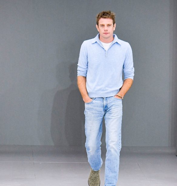 &#x39F; Jonathan Anderson &#x3B5;&#x3AF;&#x3BD;&#x3B1;&#x3B9; &#x3BF; &#x3BD;&#x3AD;&#x3BF;&#x3C2; creative director &#x3C4;&#x3BF;&#x3C5; &#x3BF;&#x3AF;&#x3BA;&#x3BF;&#x3C5; Dior