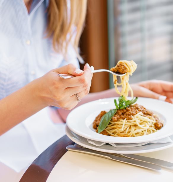 Χάσε βάρος τρώγοντας ψωμί, πατάτες και μακαρόνια