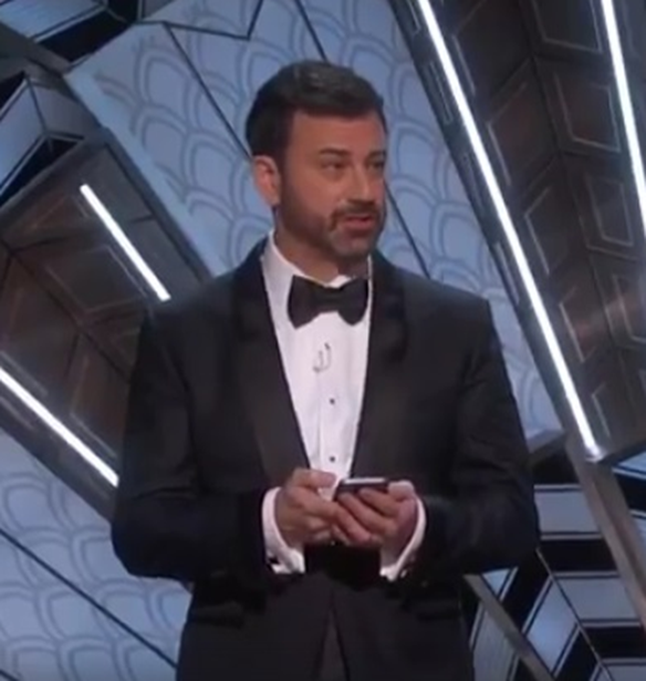 Jimmy Kimmel: &#x388;&#x3C3;&#x3C4;&#x3B5;&#x3B9;&#x3BB;&#x3B5; &#x3BC;&#x3AE;&#x3BD;&#x3C5;&#x3BC;&#x3B1; &#x3C3;&#x3C4;&#x3BF;&#x3BD; Donald Trump &#x3C4;&#x3B7;&#x3BD; &#x3CE;&#x3C1;&#x3B1; &#x3C4;&#x3C9;&#x3BD; &#x38C;&#x3C3;&#x3BA;&#x3B1;&#x3C1;