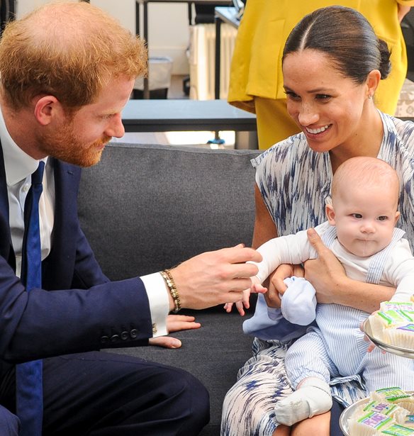 &#x3A0;&#x3C1;&#x3AF;&#x3B3;&#x3BA;&#x3B9;&#x3C0;&#x3B1;&#x3C2; Harry &#x2013; Meghan Markle | &#x3A0;&#x3CE;&#x3C2; &#x3B3;&#x3B9;&#x3CC;&#x3C1;&#x3C4;&#x3B1;&#x3C3;&#x3B1;&#x3BD; &#x3C4;&#x3B1; &#x3B3;&#x3B5;&#x3BD;&#x3AD;&#x3B8;&#x3BB;&#x3B9;&#x3B1; &#x3C4;&#x3BF;&#x3C5; &#x3B3;&#x3B9;&#x3BF;&#x3C5; &#x3C4;&#x3BF;&#x3C5;&#x3C2;, Archie