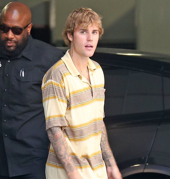 Justin Bieber | E&#x3C0;&#x3B9;&#x3C3;&#x3BA;&#x3AD;&#x3C6;&#x3B8;&#x3B7;&#x3BA;&#x3B5; &#x3C6;&#x3C5;&#x3BB;&#x3B1;&#x3BA;&#x3AE; &#x3C3;&#x3C4;&#x3B7;&#x3BD; &#x39A;&#x3B1;&#x3BB;&#x3B9;&#x3C6;&#x3CC;&#x3C1;&#x3BD;&#x3B9;&#x3B1; &#x3B3;&#x3B9;&#x3B1; &#x3BD;&#x3B1; &#x3B4;&#x3B9;&#x3B1;&#x3B4;&#x3CE;&#x3C3;&#x3B5;&#x3B9; &#x3C4;&#x3BF; &#x395;&#x3C5;&#x3B1;&#x3B3;&#x3B3;&#x3AD;&#x3BB;&#x3B9;&#x3BF;