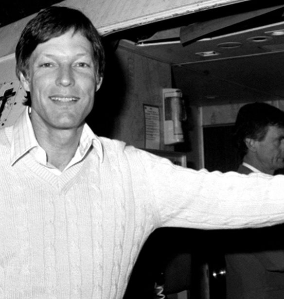 &#x388;&#x3C6;&#x3C5;&#x3B3;&#x3B5; &#x3B1;&#x3C0;&#x3CC; &#x3C4;&#x3B7; &#x3B6;&#x3C9;&#x3AE; &#x3BF; Richard Chamberlain
