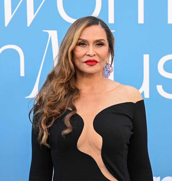 Tina Knowles | &#x397; &#x3BC;&#x3B7;&#x3C4;&#x3AD;&#x3C1;&#x3B1; &#x3C4;&#x3B7;&#x3C2; Beyonc&#xE9; &#x3B4;&#x3B9;&#x3B1;&#x3B3;&#x3BD;&#x3CE;&#x3C3;&#x3C4;&#x3B7;&#x3BA;&#x3B5; &#x3BC;&#x3B5; &#x3BA;&#x3B1;&#x3C1;&#x3BA;&#x3AF;&#x3BD;&#x3BF; - &#x397; &#x3B1;&#x3C0;&#x3BF;&#x3BA;&#x3AC;&#x3BB;&#x3C5;&#x3C8;&#x3B7; &#x3B3;&#x3B9;&#x3B1; &#x3C4;&#x3B7;&#x3BD; &#x3B1;&#x3B8;&#x3CC;&#x3C1;&#x3C5;&#x3B2;&#x3B7; &#x3BC;&#x3AC;&#x3C7;&#x3B7; &#x3C4;&#x3B7;&#x3C2;