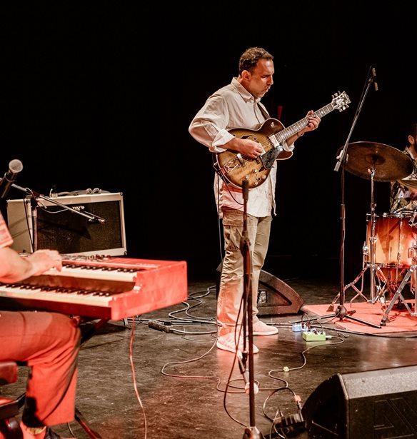 Jazz @Megaron | H &#x3BC;&#x3B5;&#x3B3;&#x3AC;&#x3BB;&#x3B7; &#x3B3;&#x3B9;&#x3BF;&#x3C1;&#x3C4;&#x3AE; &#x3C4;&#x3B7;&#x3C2; &#x3C4;&#x3B6;&#x3B1;&#x3B6; &#x3B3;&#x3B9;&#x3B1; &#x3B4;&#x3B5;&#x3CD;&#x3C4;&#x3B5;&#x3C1;&#x3B7; &#x3C7;&#x3C1;&#x3BF;&#x3BD;&#x3B9;&#x3AC; &#x3C3;&#x3C4;&#x3BF; &#x39C;&#x3AD;&#x3B3;&#x3B1;&#x3C1;&#x3BF; &#x39C;&#x3BF;&#x3C5;&#x3C3;&#x3B9;&#x3BA;&#x3AE;&#x3C2;